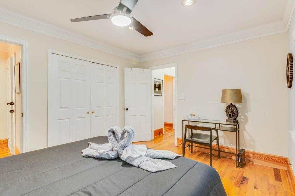 Stunning Atl 5Bdr Home Near Cdc Emory Sleeps 12 Atlanta Exterior photo
